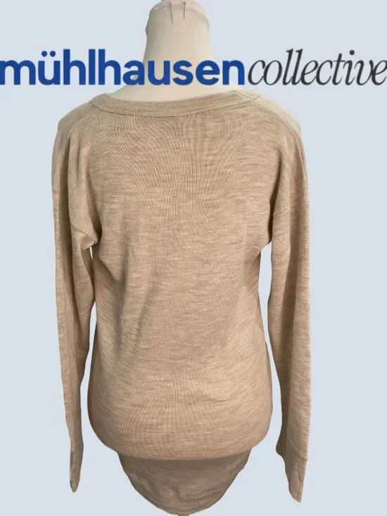 Maglificio di Tollegno Beige Cashmere Sweater Size Small Lightweight Italian - Picture 3 of 3